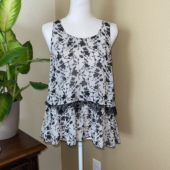 CAbi 5907 Everything Floral Tank Black White Career Blouse Top sz Small - Picture 2 of 3